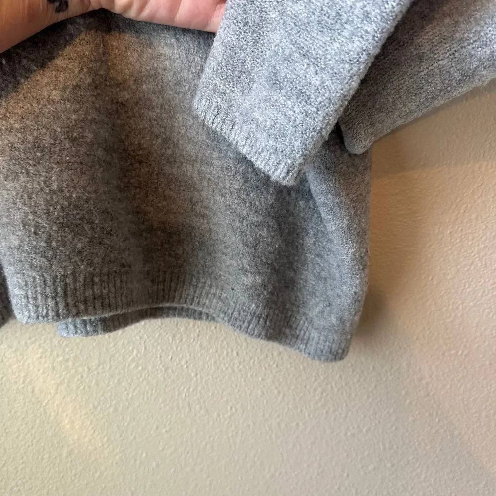 Free People Women's Bubble Crewneck Thick Pullover Sweater Gray Boxy Size XS‎